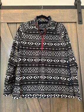 Eddie Bauer Black and White Patterned Fleece Pullover